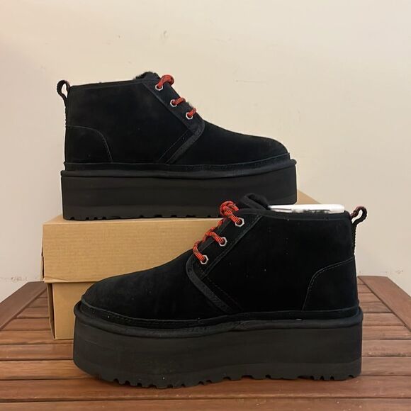 UGG Neumel Heritage Platform Boots Black USA Women Size 9/UK 7/EU 40 - Picture 2 of 13